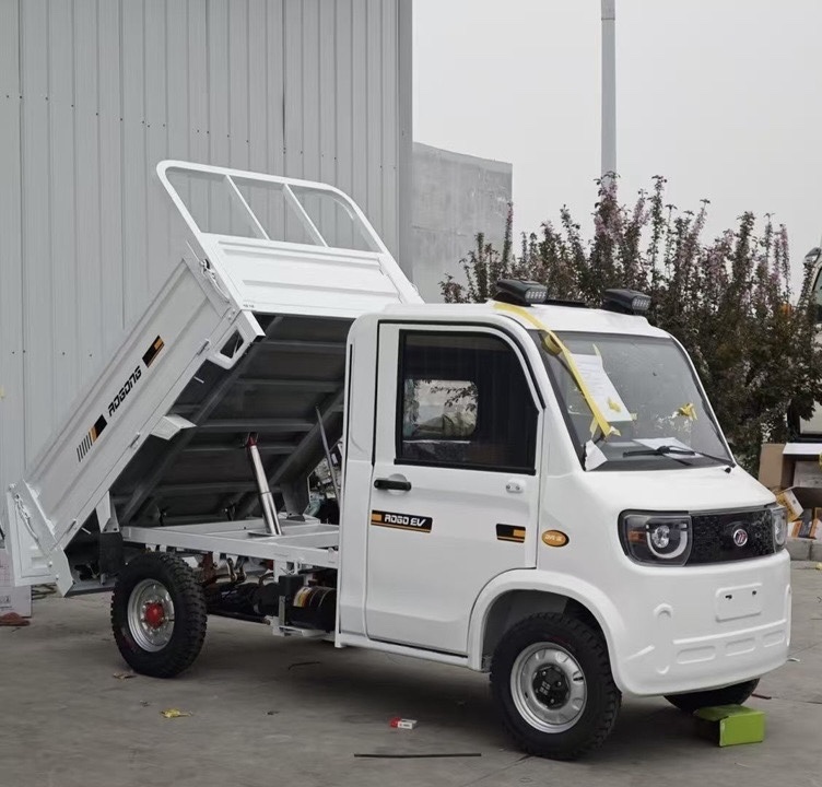 Electric four-wheel small trucks, electric four-wheelers, freight four-wheel electric vehicles, agricultural cargo transportation vehicles, oil-electric dual-purpose pickup trucks, cross-border export electric vehicles, electric motorcycles details Picture