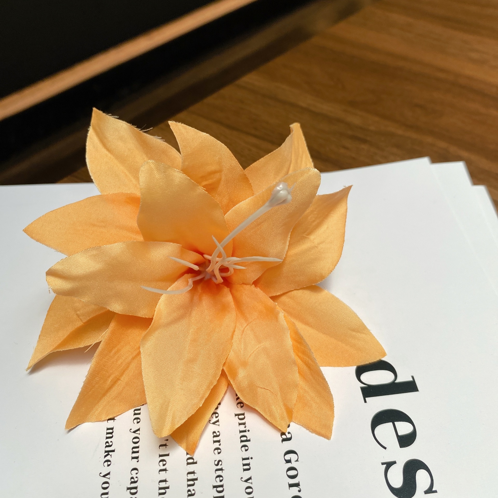 Retro lily headwear, simulated flower hair clips, flower headwear, traditional Chinese style cheongsam, new Chinese style ancient kimono hair accessories detail image 3