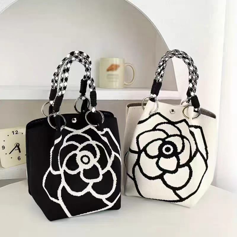 Knitted colored rope handbag, fashionable ladies' handbag, casual crossbody bag, multi-functional and versatile bag, trendy new leather goods Knitted colored rope handbag, fashionable ladies' handbag, casual crossbody bag, multi-functional and versatile bag, trendy new leather goods