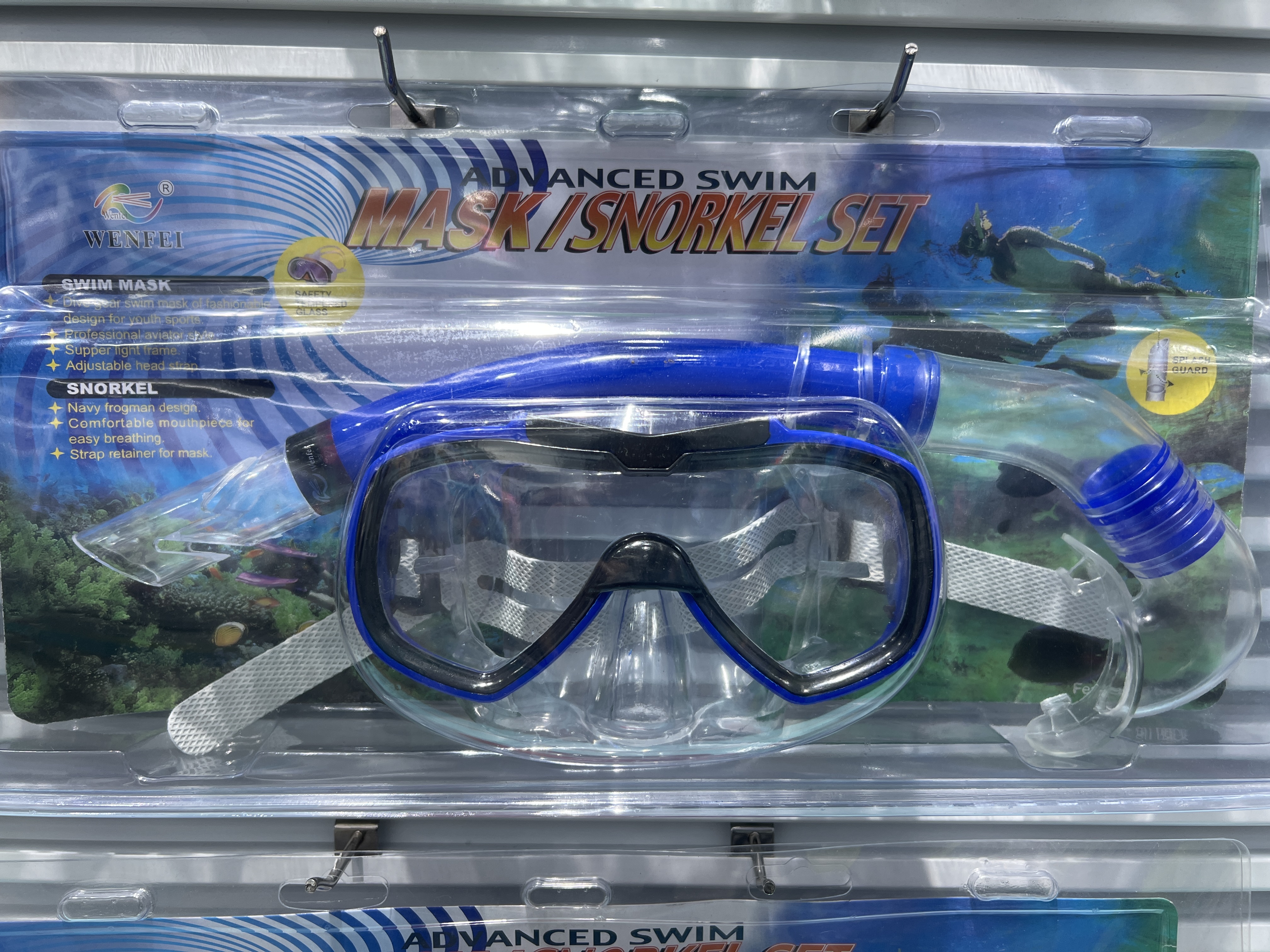 Adult large-sized snorkeling and snorkeling swimming AIDS with breathing tubes details Picture