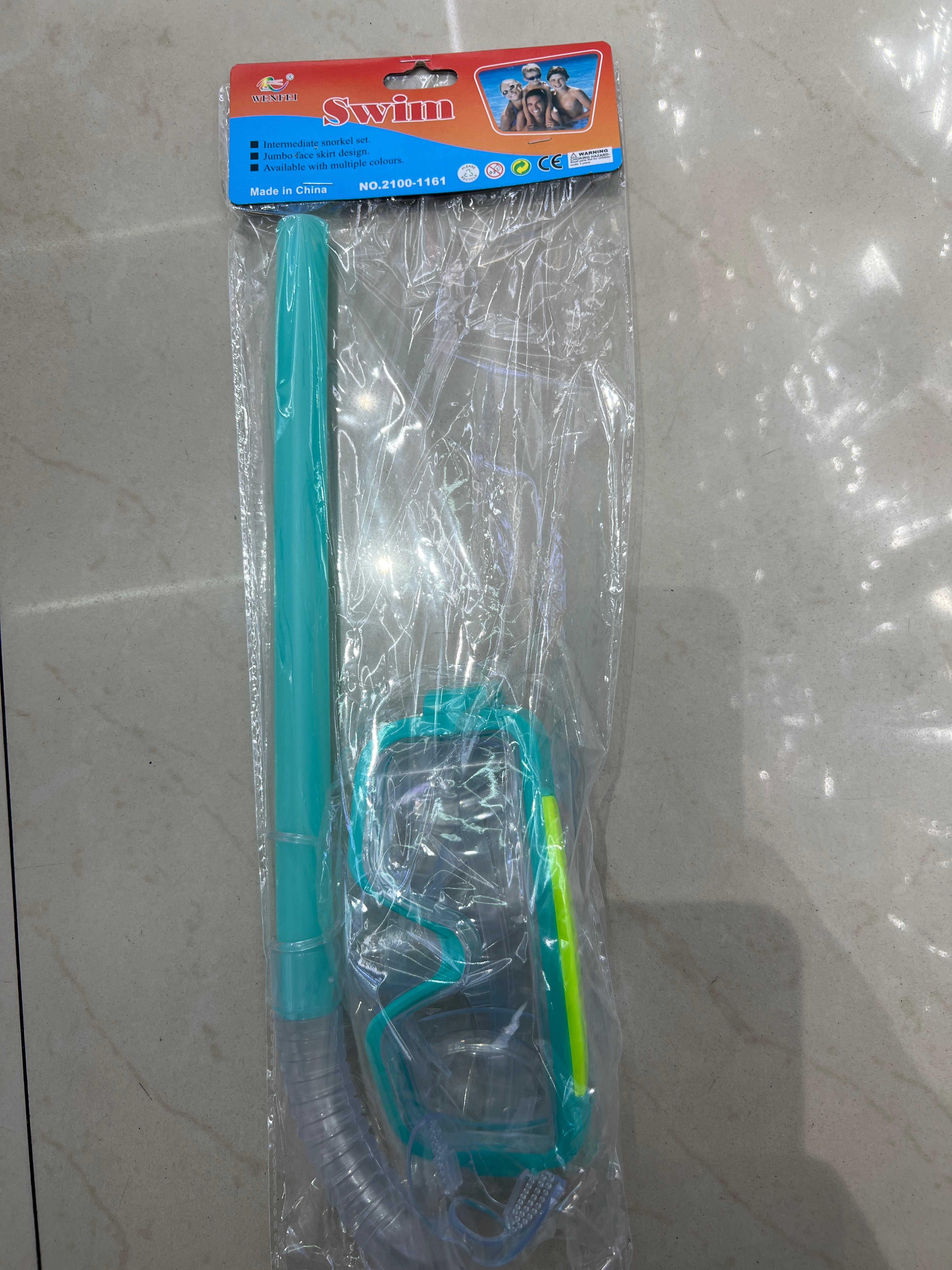 Children and adults' universal swimming AIDS, children's snorkeling and diving sets, outdoor sports equipment Application Scenario