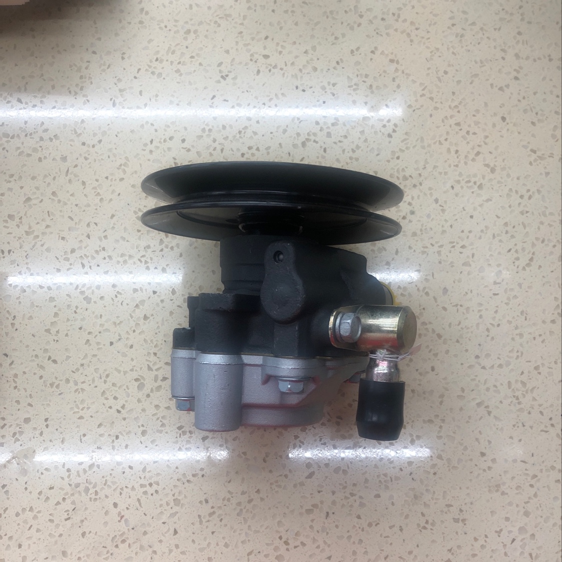 Toyota Hiace 3L Toyota Hiace Power Steering pump, power steering oil pump 44320-26073 Specification image