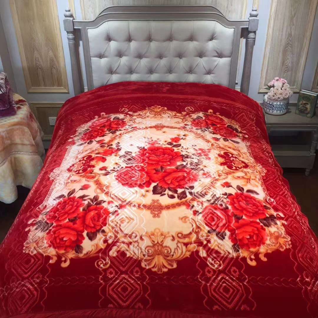 Yiwu Good Goods, High-Grade Raschel Blanket Size 12 Kg Double Bed Thickened Double Cover Blanket Winter Warm Wedding Blanket Quilt.