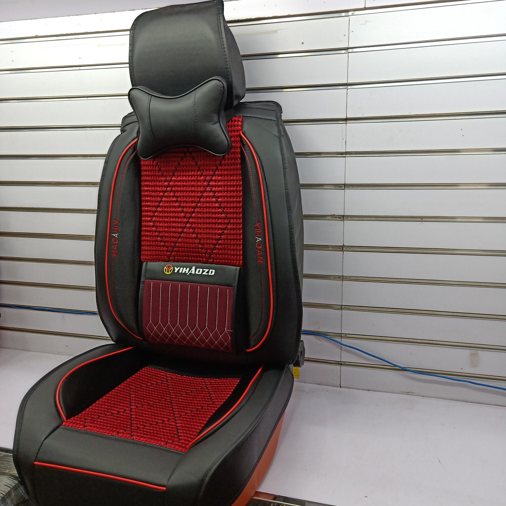 Ice silk car seat belt neck pillow manufacturers direct sale thumbnail