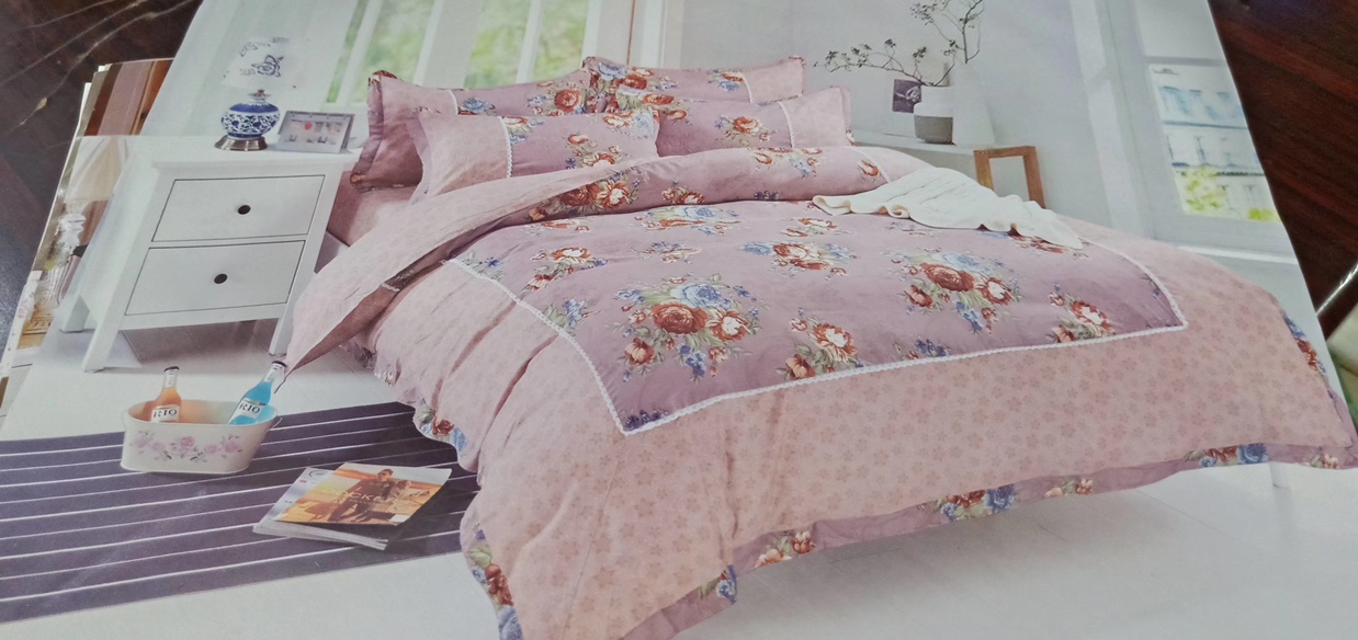 A four-piece set with a fresh and elegant rural style, an affordable choice for girls! Duvet cover 200x230, bed sheet 250x250, pillowcase 48x74! The patterns come in a variety of colors Specification image