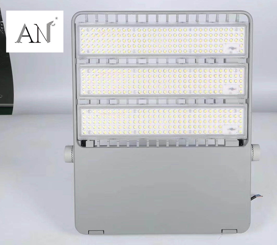 Floodlights: 50w, 100w, 150w Specification image
