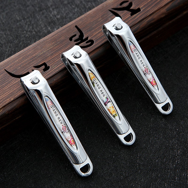 Genuine Qiangren T6608E flat-mouthed nail clippers gift box, high-end nail clippers, 2-yuan store nail clippers wholesale Application Scenario