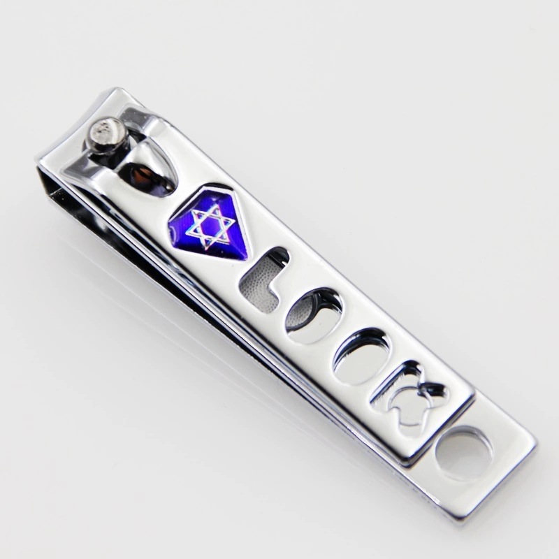 Guangdong Jinda Jingzhimeng 625T nail clippers, medium-sized flat-mouthed nail clippers, 2-yuan store nail clippers wholesale Application Scenario