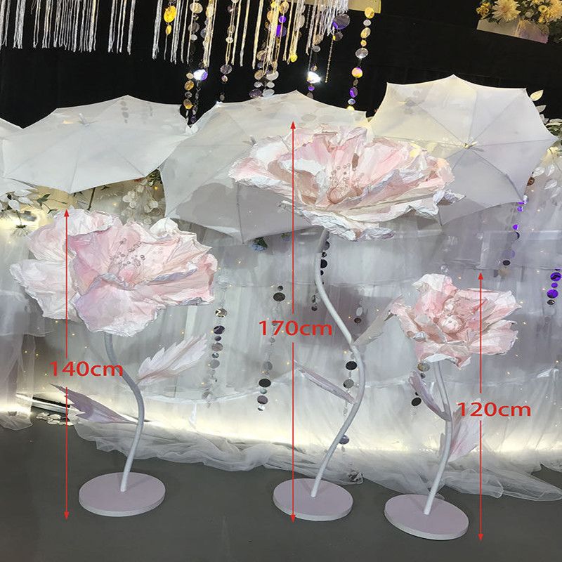 Yiwu's high-quality wedding stage decoration items, wedding window decoration props, handcrafted paper flower ornaments, artificial flower paintings, and flower path guides Application Scenario