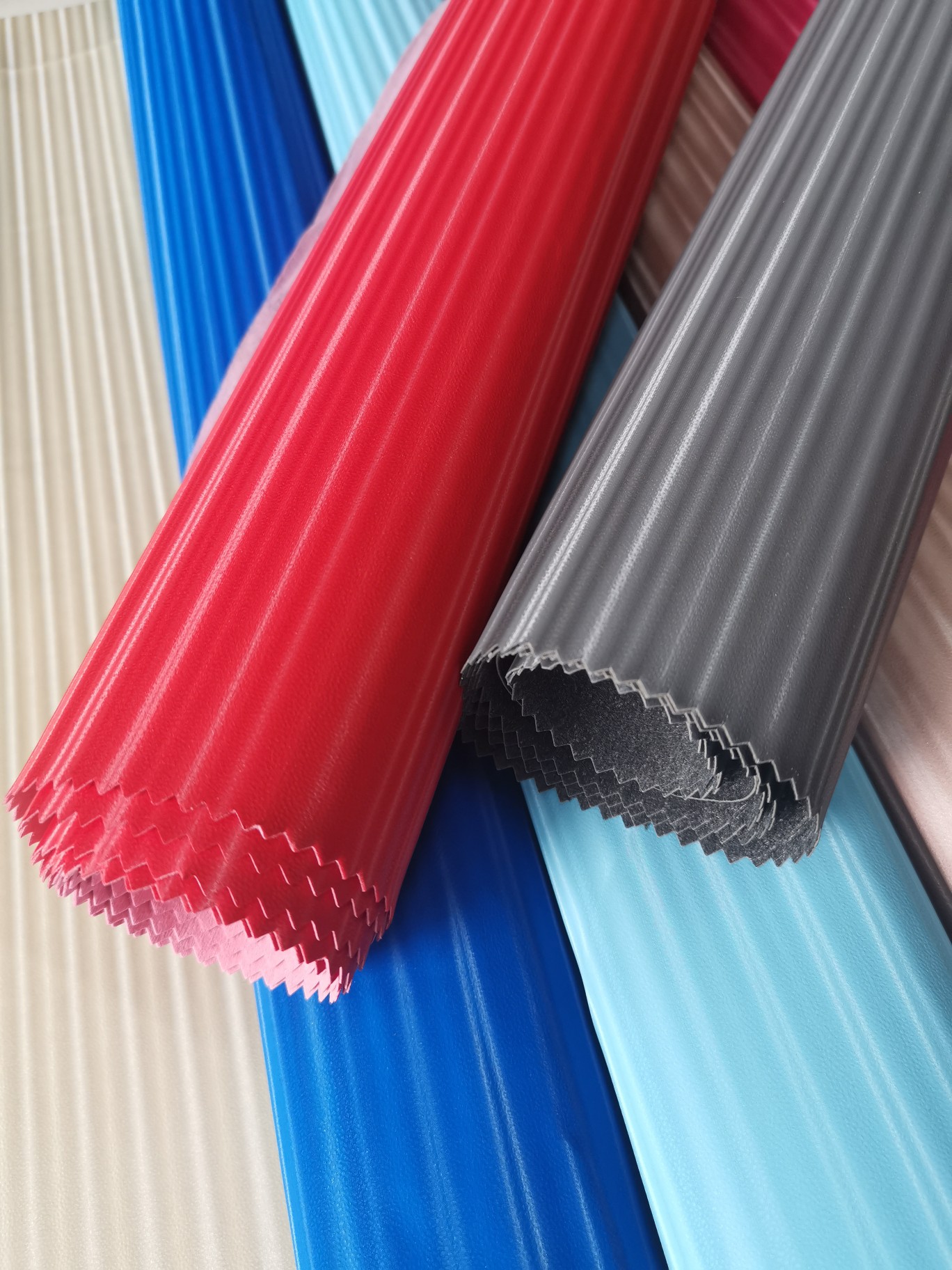 PU eco-friendly three-dimensional striped, spunlace non-woven fabric bottom packaging bag material Application Scenario