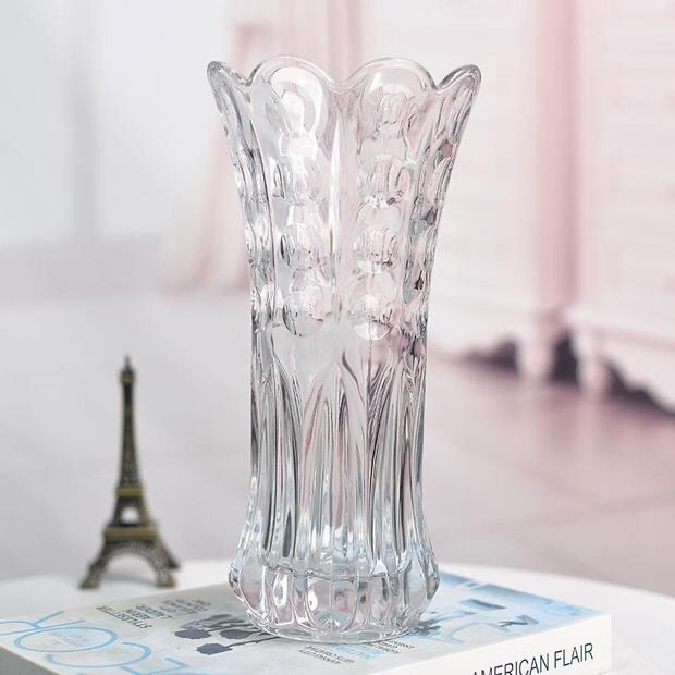 Factory direct sales of vases: 24 cm high, 12.5 cm wide, 18 pieces per box, price 8 yuan, mixed style per box, minimum order 2 boxes