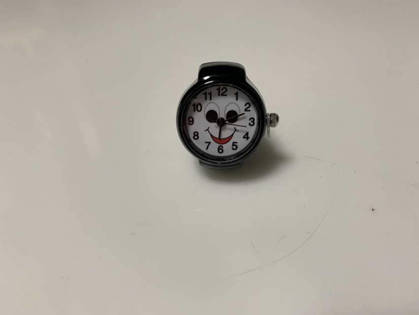 Nueva cara sonriente anillo reloj reloj de las mujeres reloj de dedo candy color reloj de regalo divertido versión coreana reloj de regalo de cumpleaños Item Picture
