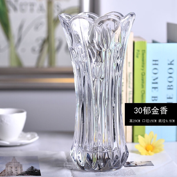 Factory direct sales of vases: 24 cm high, 12.5 cm wide, 18 pieces per box, price 8 yuan, mixed style per box, minimum order 2 boxes Application Scenario