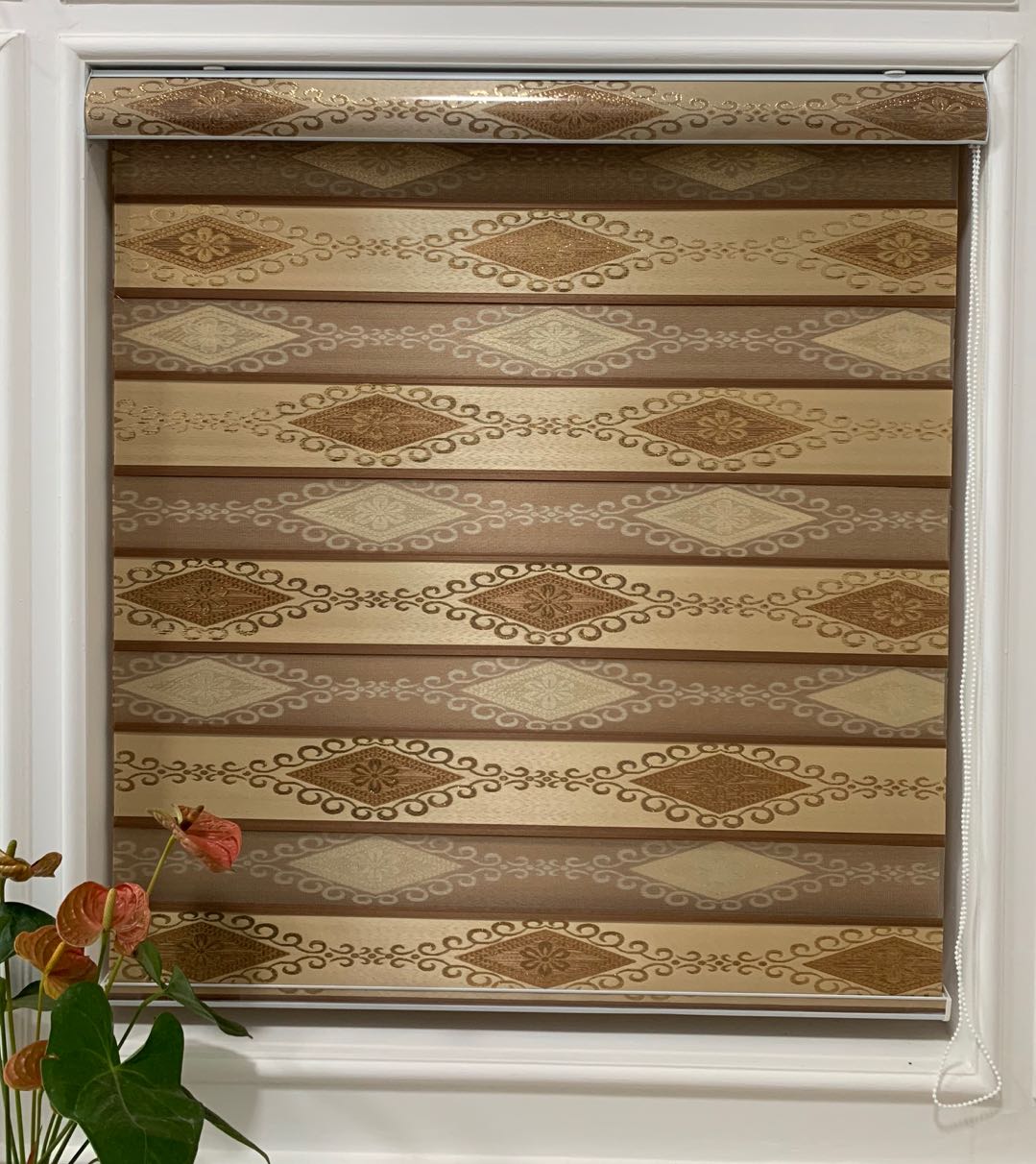 Colorful soft gauze curtains, semi-blackout roller blinds, hand-pulled bead roller blinds for bathrooms and kitchens, electric zebra blinds