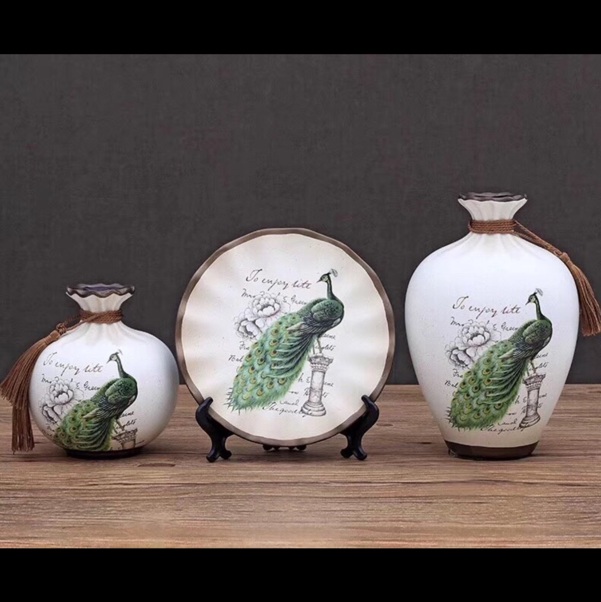 Yiwu fine goods ceramic vase three sets of hotel home apartment club counter decoration floral crafts thumbnail