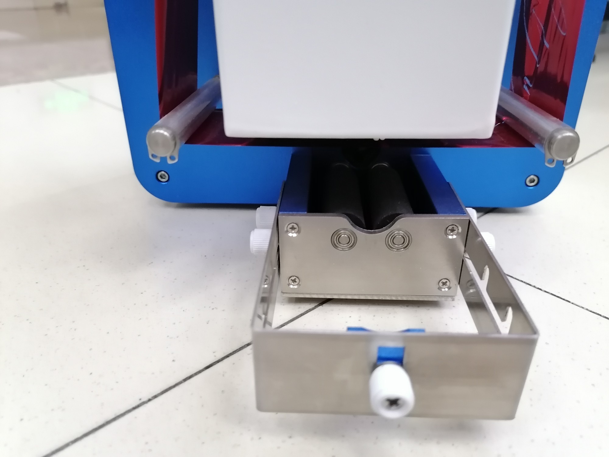 Computer plateless hot stamping machine, pen hot stamping machine, cylindrical hot stamping machine. Establish a physical store of printing machinery with good quality and favorable prices Application Scenario