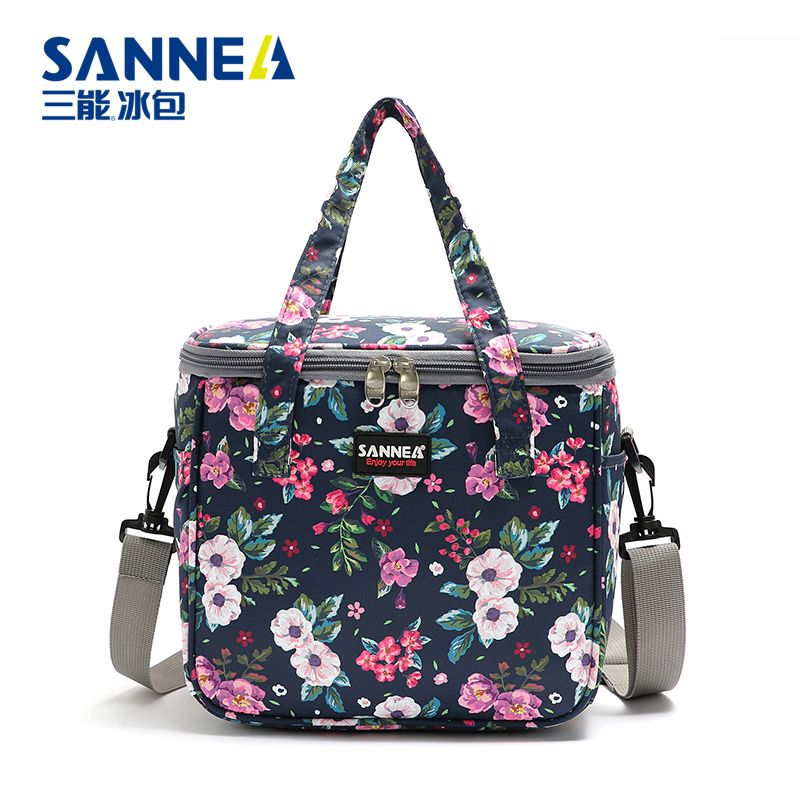 保温包/冰包/背奶包白底实物图