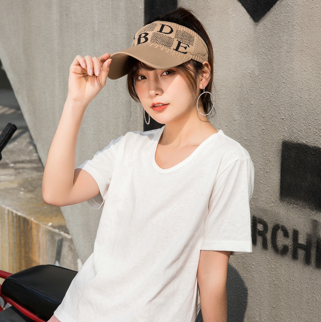 Empty sun hat men and women summer and summer joker letters leisure cap movement details Picture