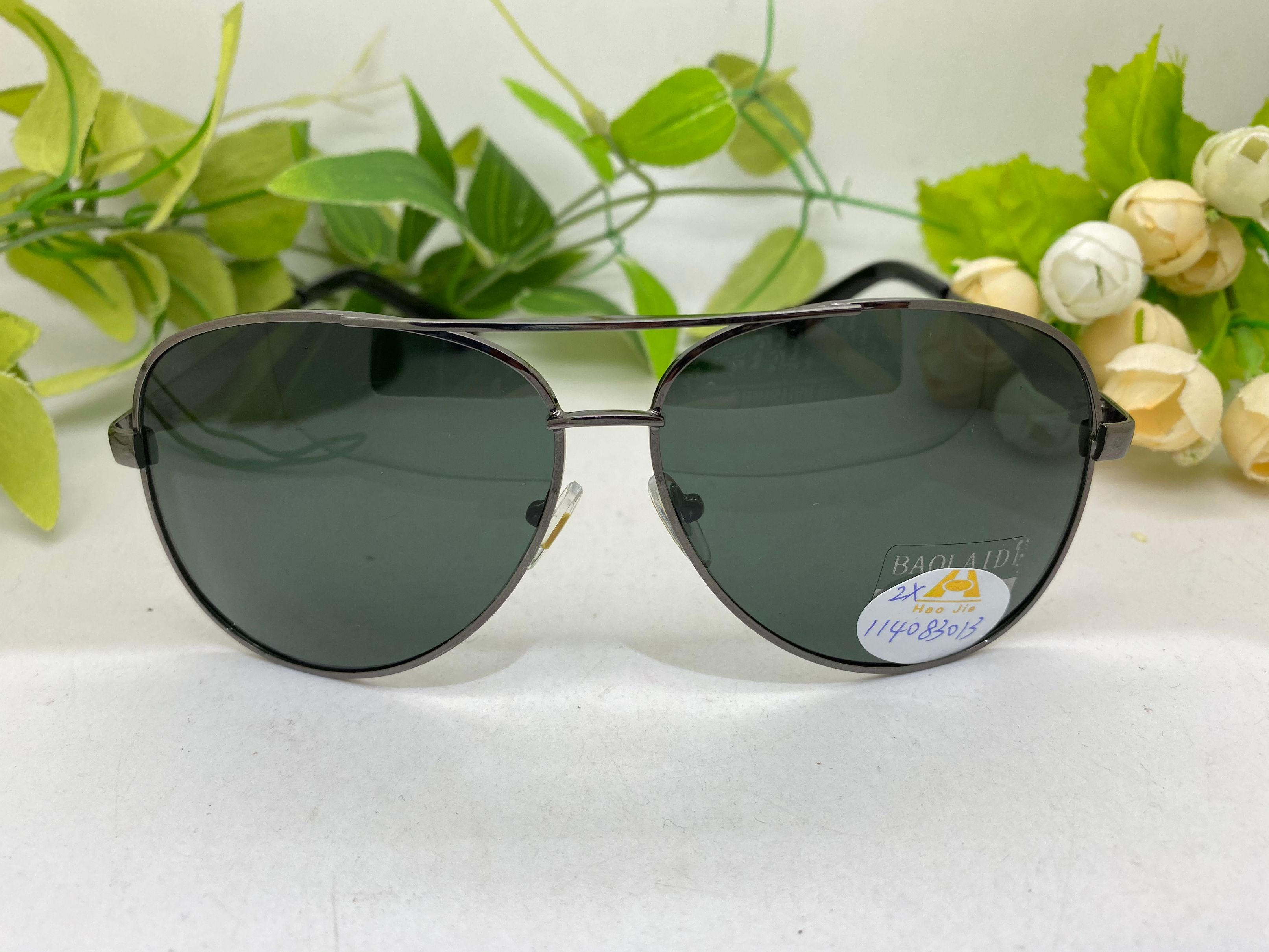 Yiwu Selection 114- Classic men's polarized sunglasses, aviator polarized sunglasses thumbnail