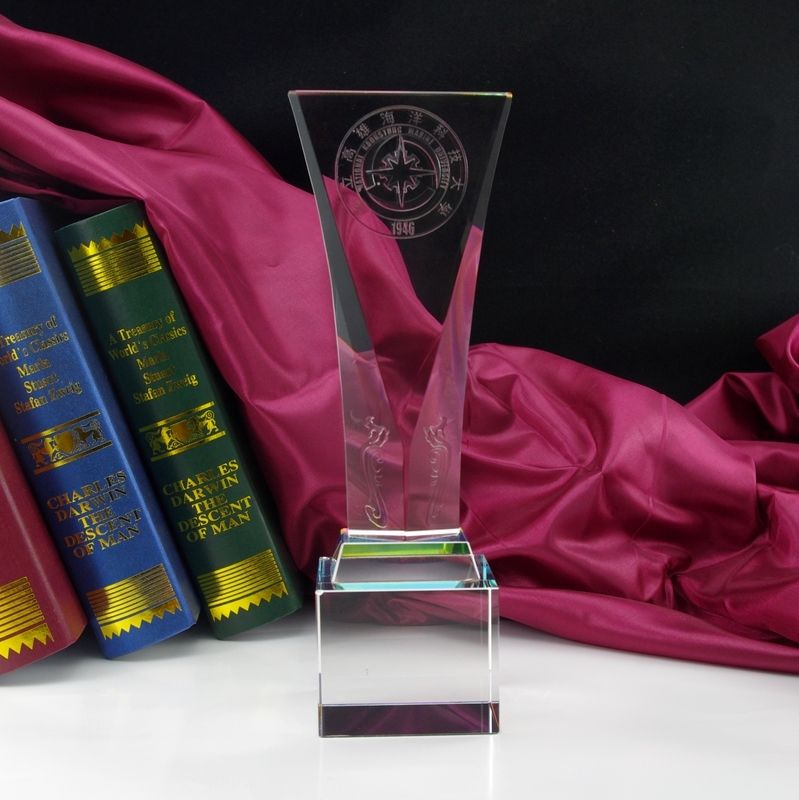 优质新款水晶奖杯 K9工艺奖杯