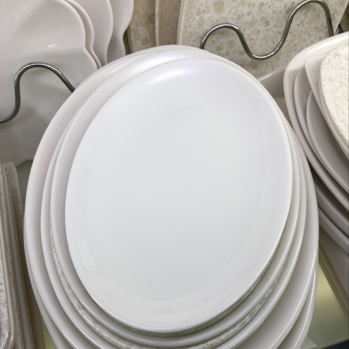 Oval plate