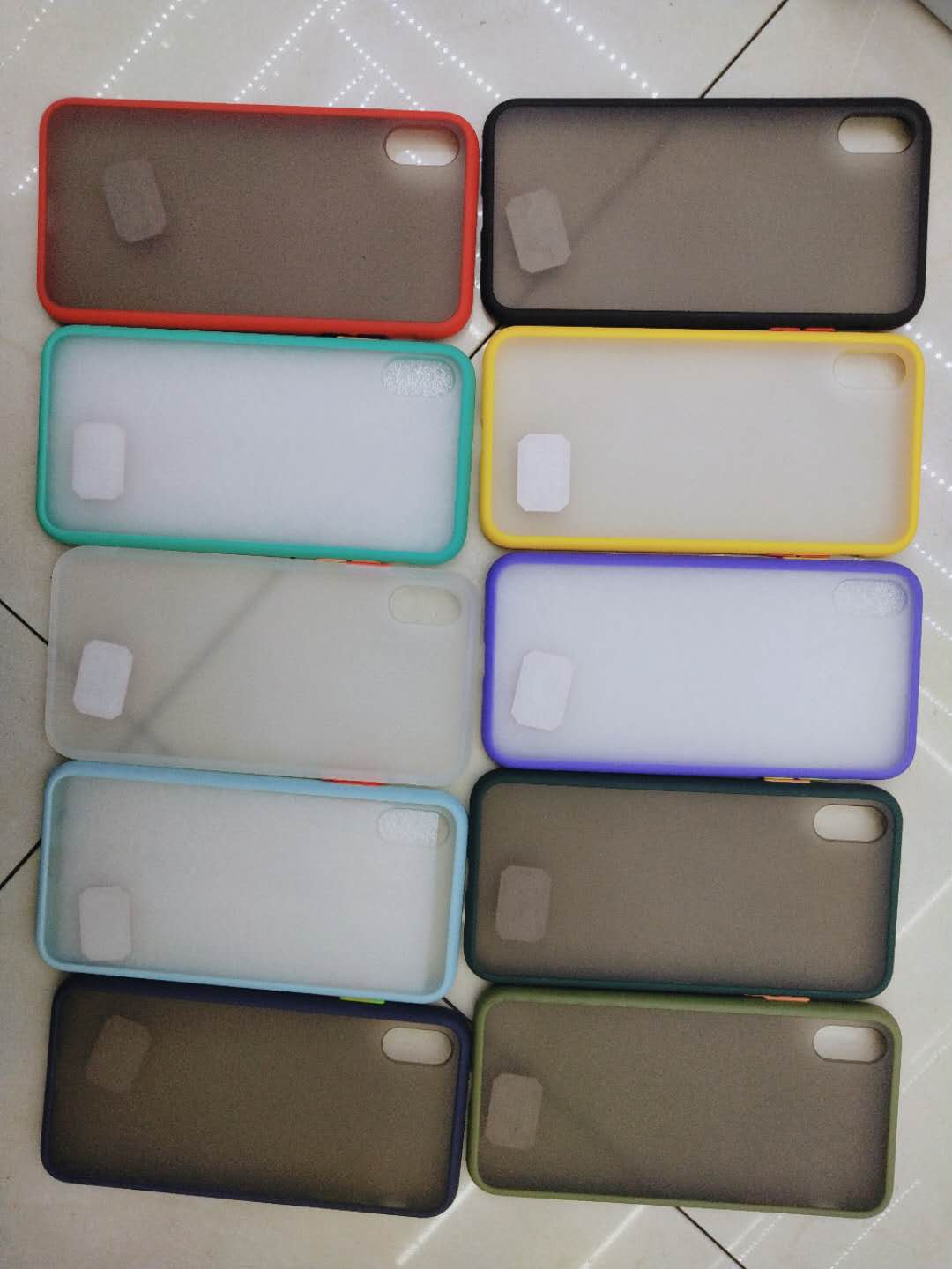 Frosted skin feeling 2-in-1 mobile phone two-color button color contrast silicone translucent mobile phone case thumbnail