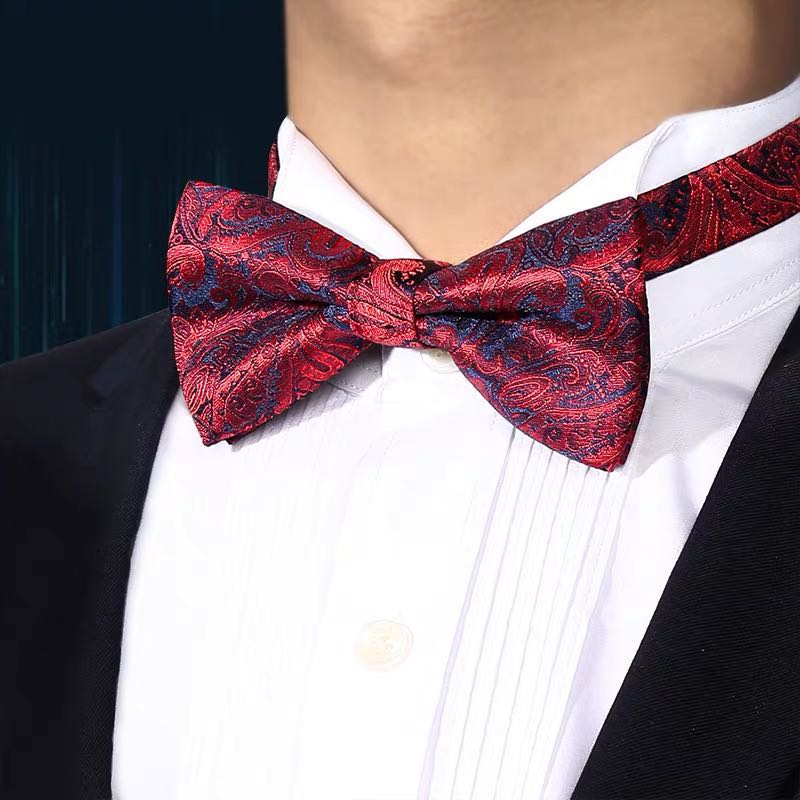 Groom with a bow tie, man in formal attire, best man with a bow tie, British fashion trend, high-end wedding, brothers in suits details Picture