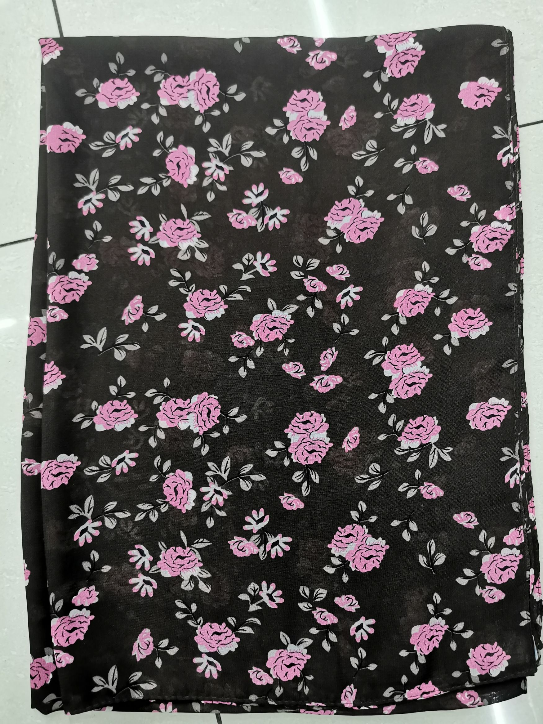 Women's Fashion Muslim Polyester Scarf Printed Long Scarf 10 details Picture