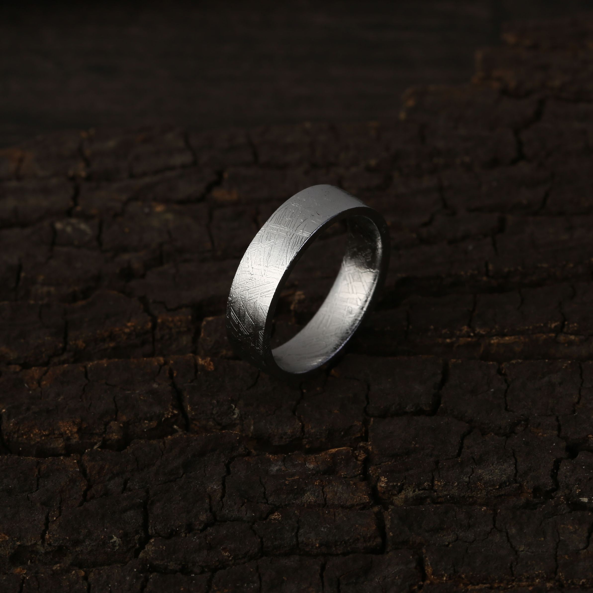 Sweden Muonionalusta Iron meteorite ring Iron Transport protector thumbnail