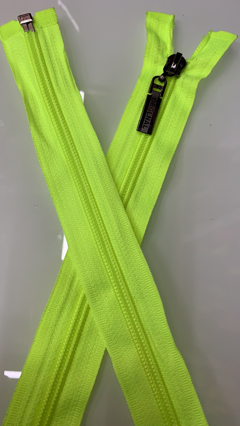 厂家热销5#尼龙 开口 OR激光头拉链详情图1