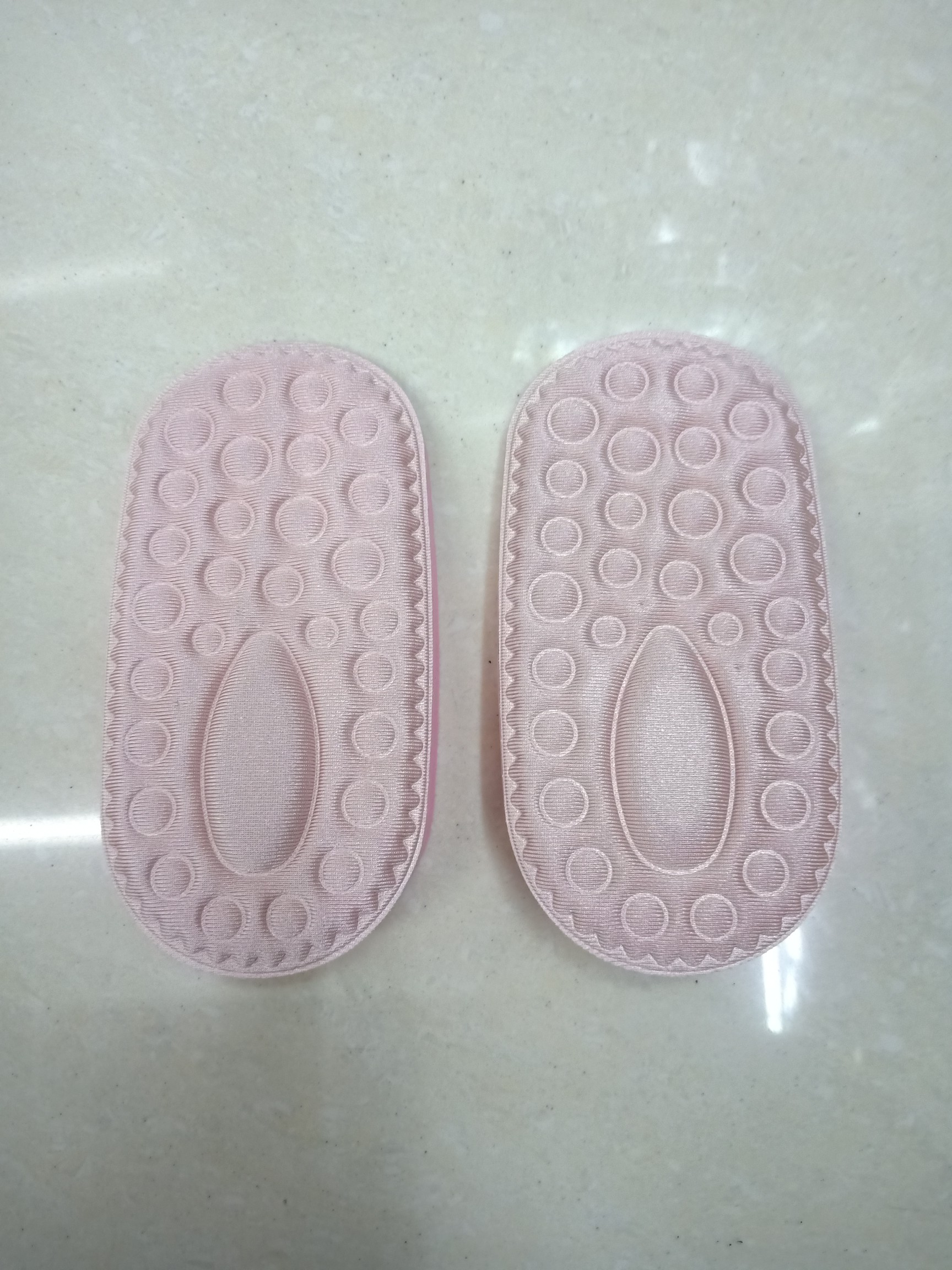 Sponge height-increasing pads, pink height-increasing pads, dot massage height-increasing pads