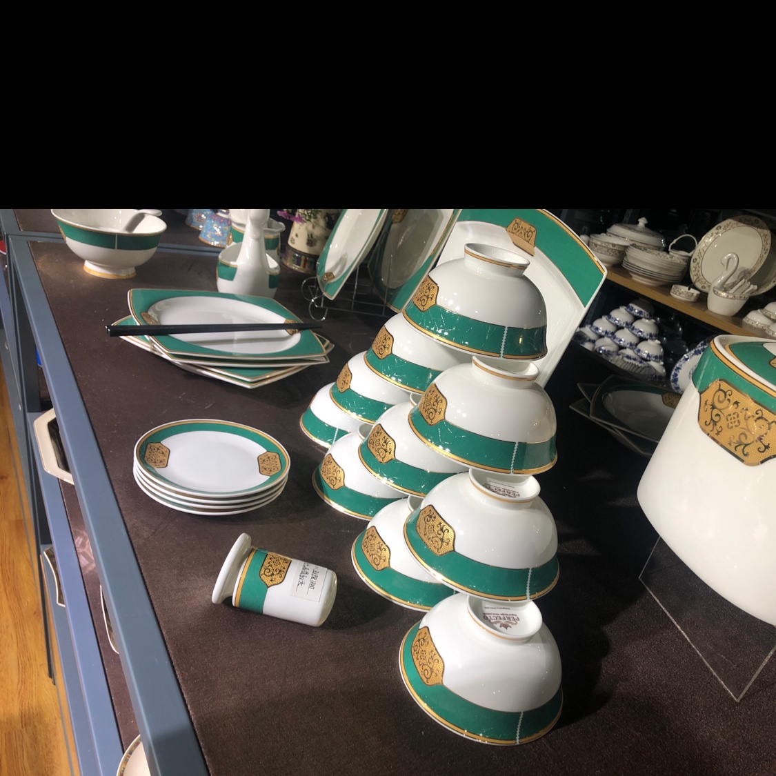 Green Light High Bone China Set 60 Heads details Picture