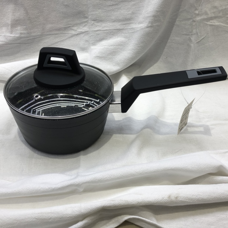 Milk pot, auxiliary food pot thumbnail