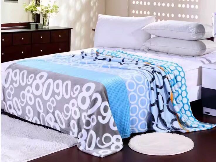 2021年新款爆款批发零售产家直销法莱绒200*220图