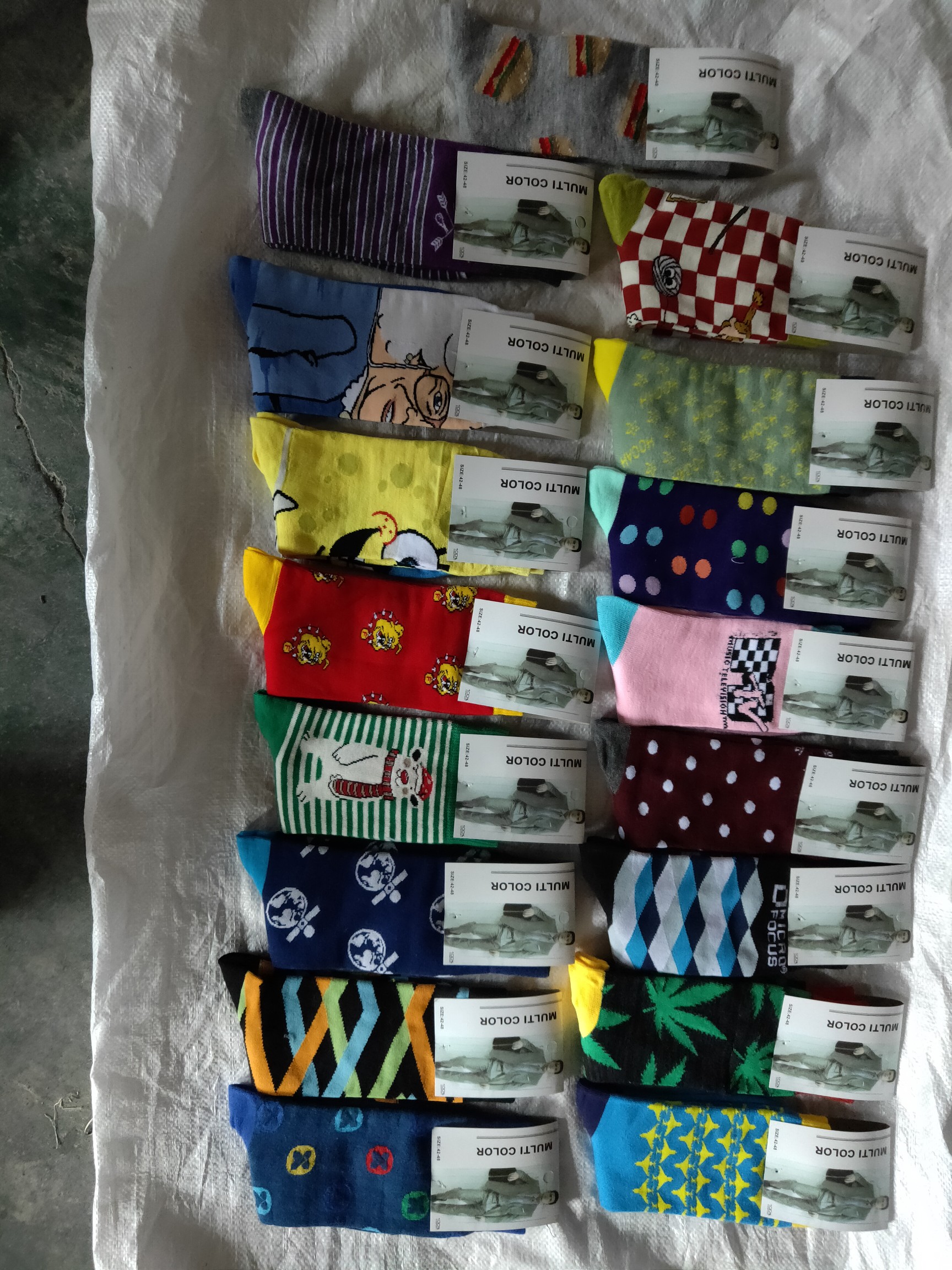 All-cotton export men's socks, flower-patterned trendy socks, cartoon bright color socks undefined