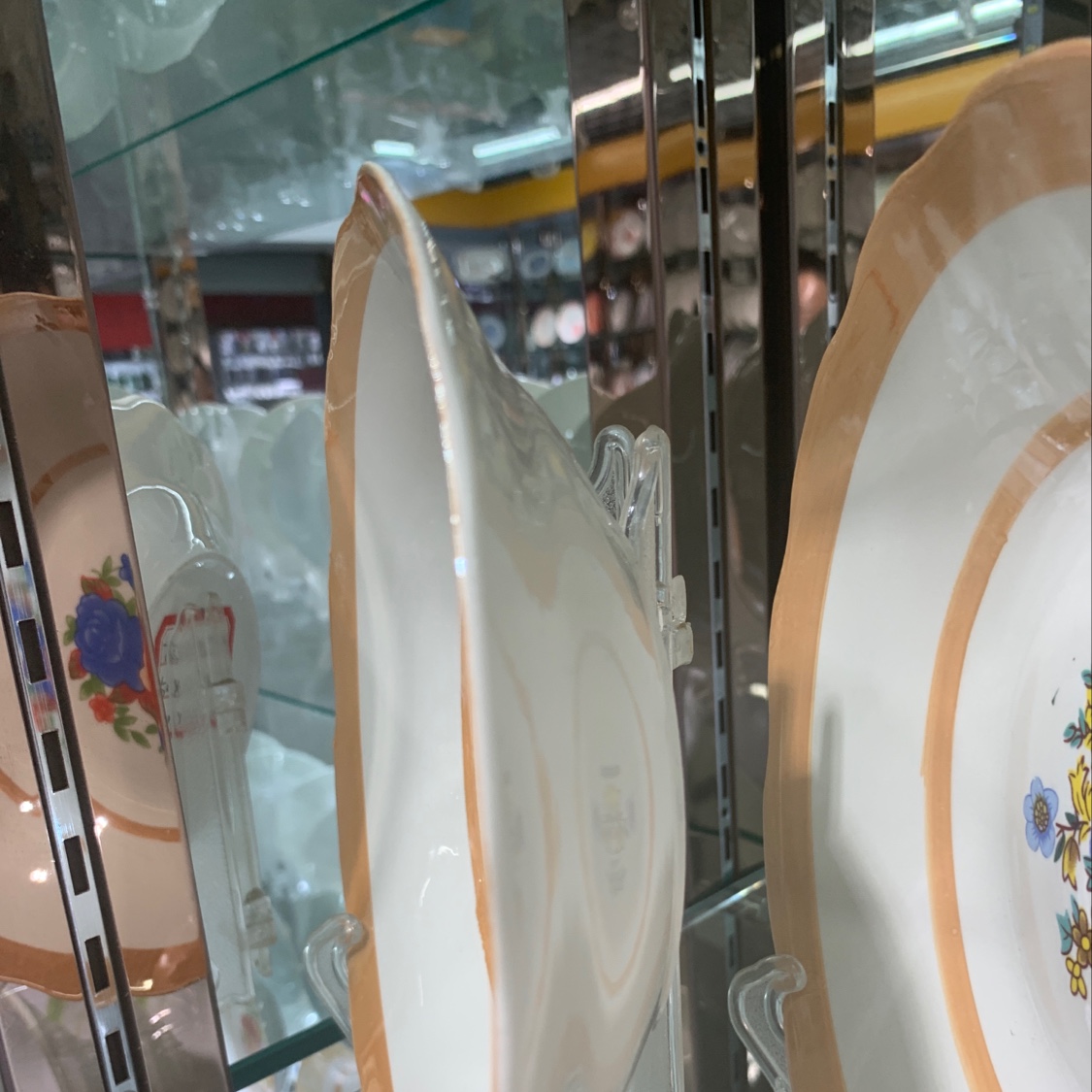 An 8-inch flower soup plate Specification image