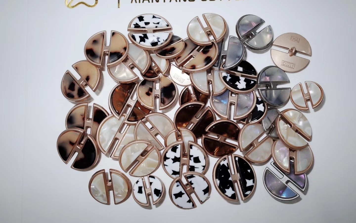 【批发】金属最新版女装装饰扣高档珍珠纽扣小香风毛呢羊绒毛衣大衣装饰扣免缝可拆卸免钉扣子