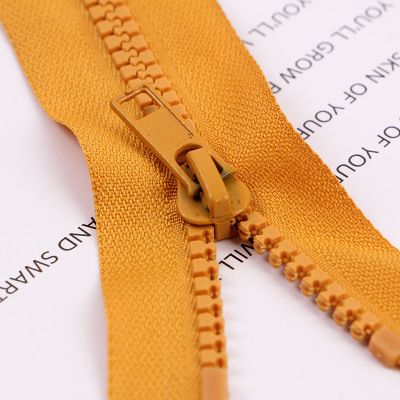 No. 5 resin zipper down jacket, cotton-padded jacket, sportswear, coat zipper details Picture