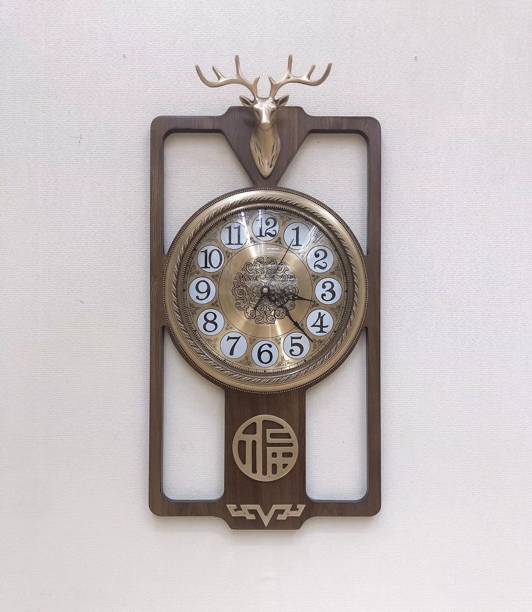 A wooden copper wall clock with auspicious and lucky Chinese gourd kids details Picture
