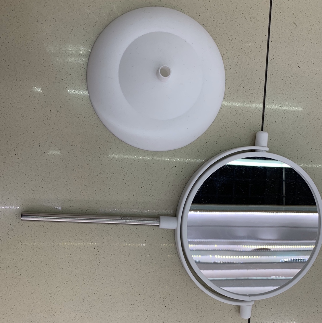 Mirror Detail Presentation