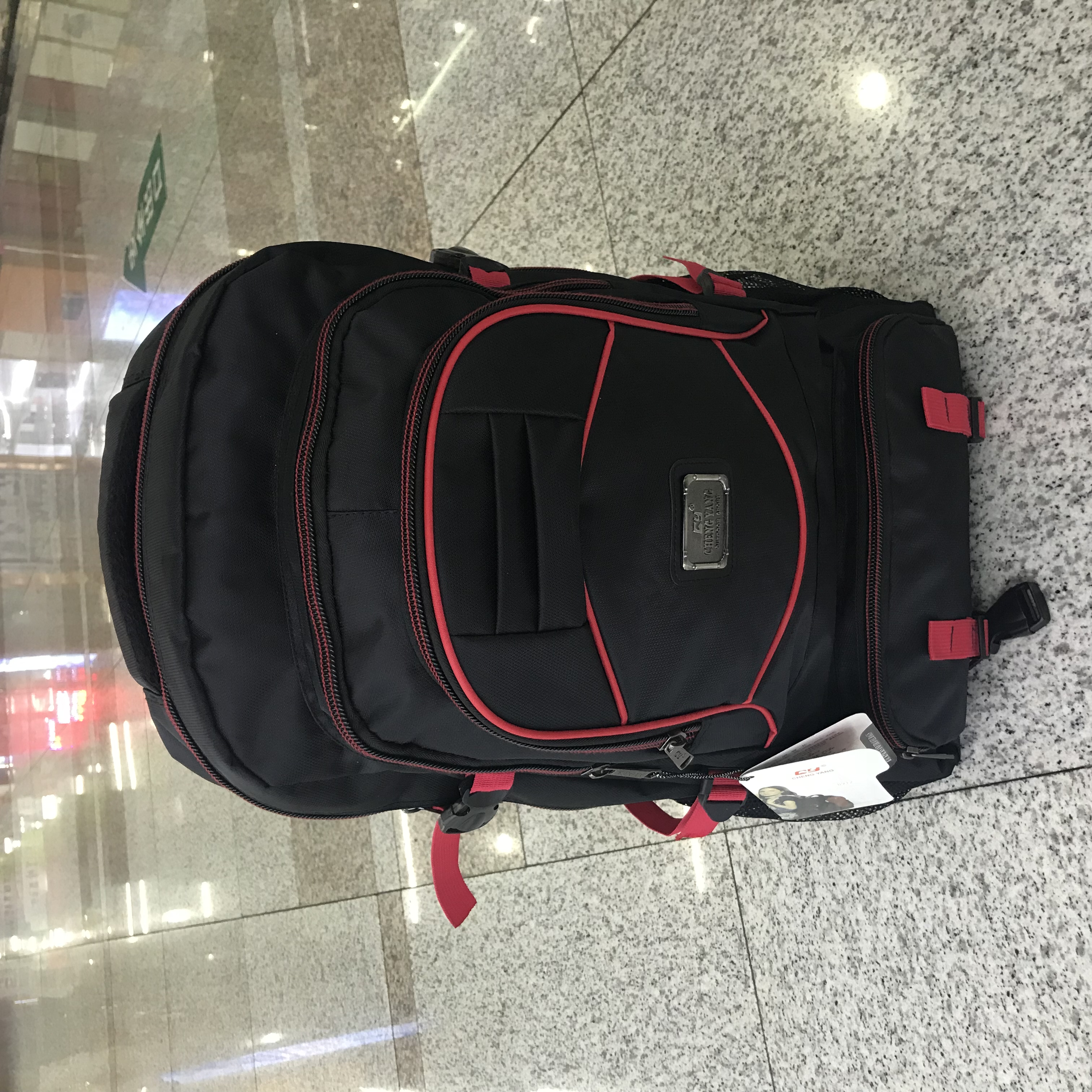 Yiwu quality backpacks, casual backpacks and travel backpacks with large capacity detail image 4