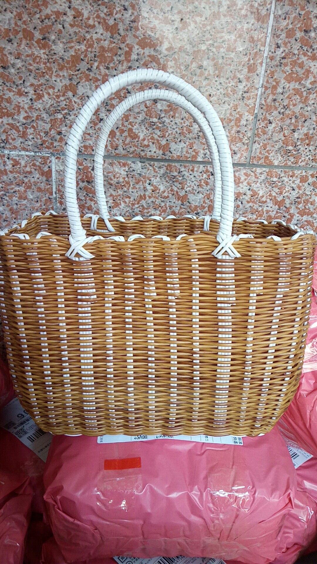 Plastic Woven Hand Basket Shopping Basket Supermarket Shopping Basket Picking Basket Bathroom Storage Basket Bath Basket Bath Basket details Picture