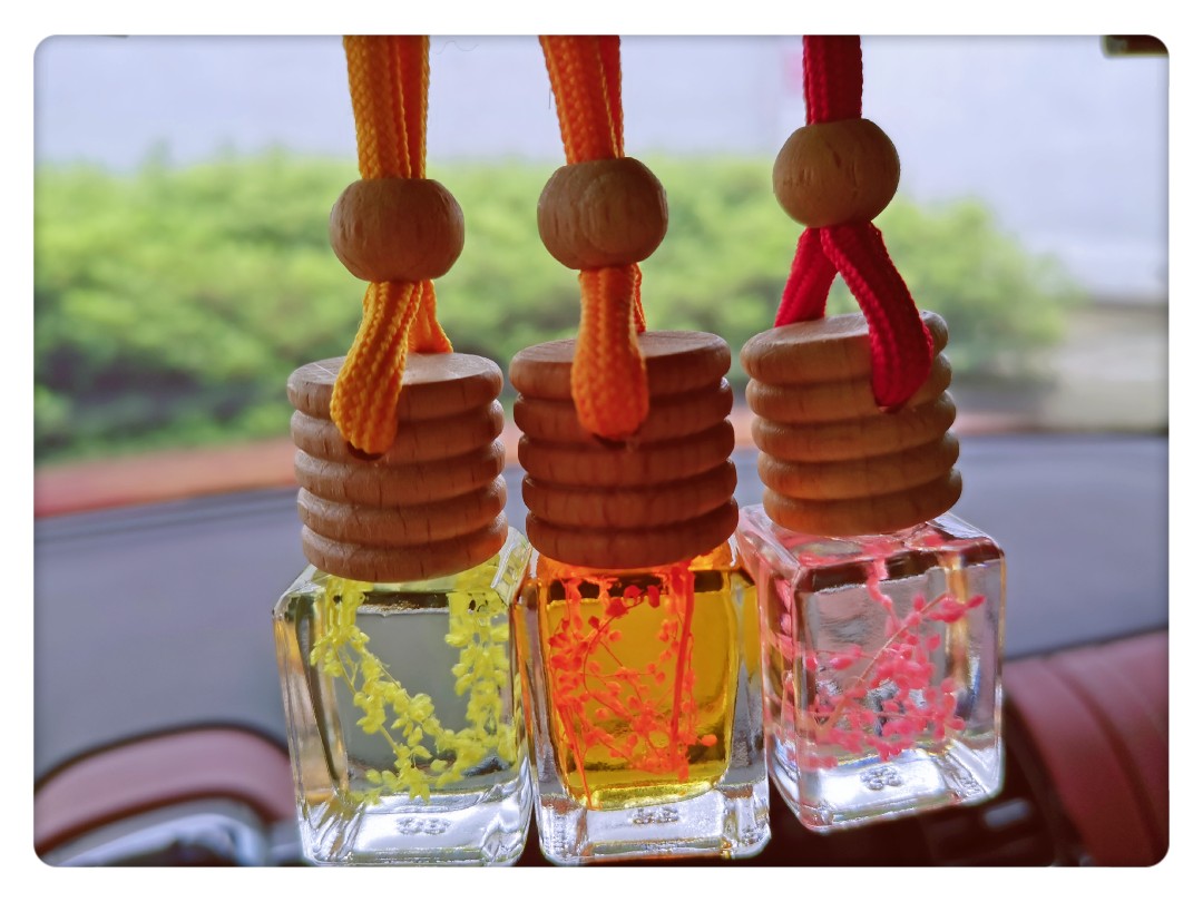 汽车香水精油汽车挂饰车载香薰