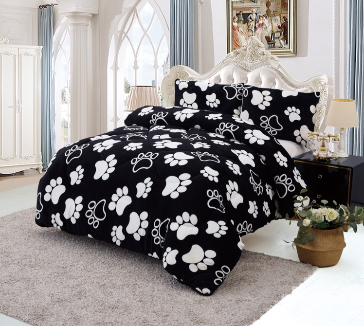Flannel Quilt Sets on Display