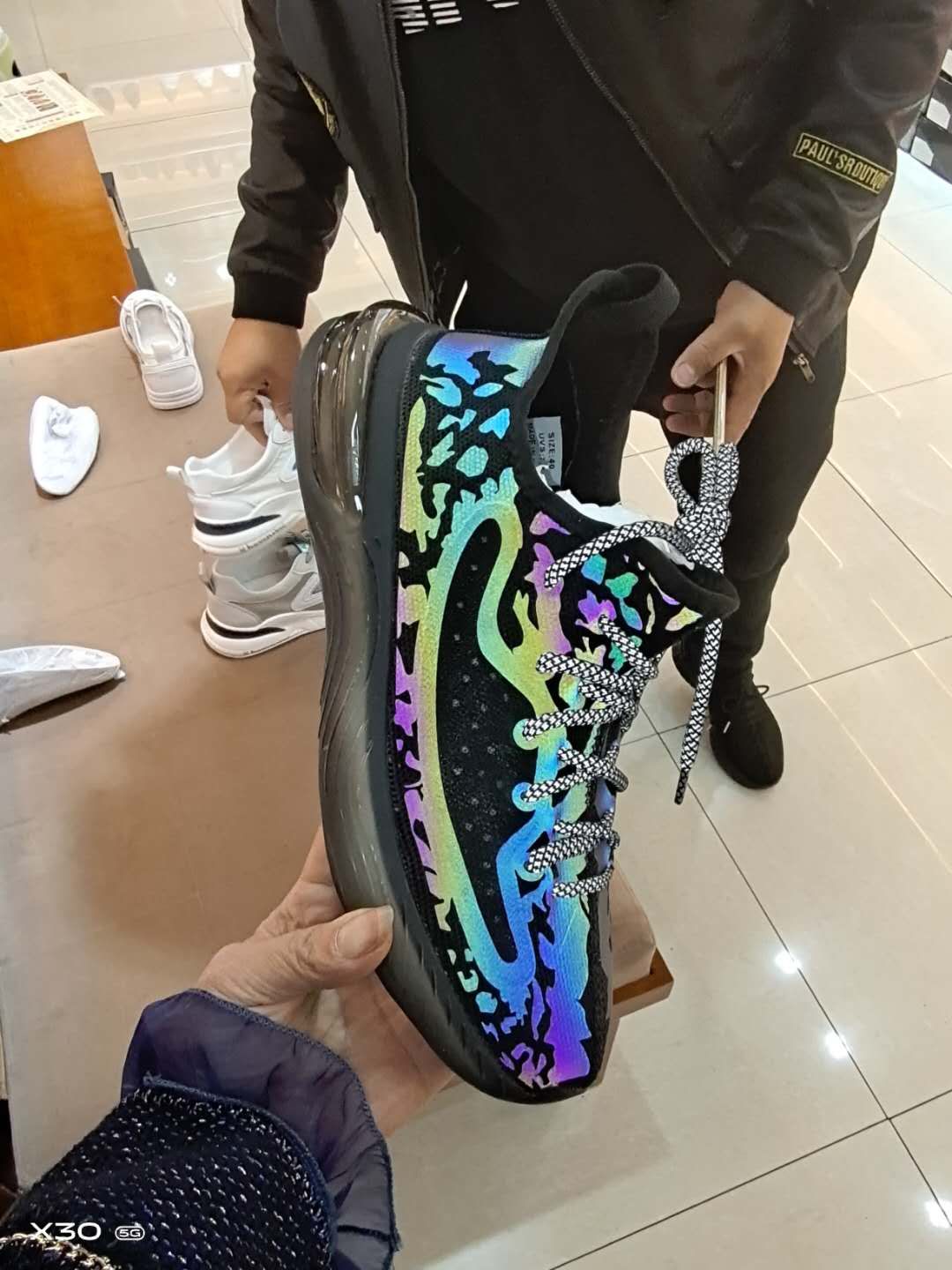 Luminous shoes 350v8 Item Picture