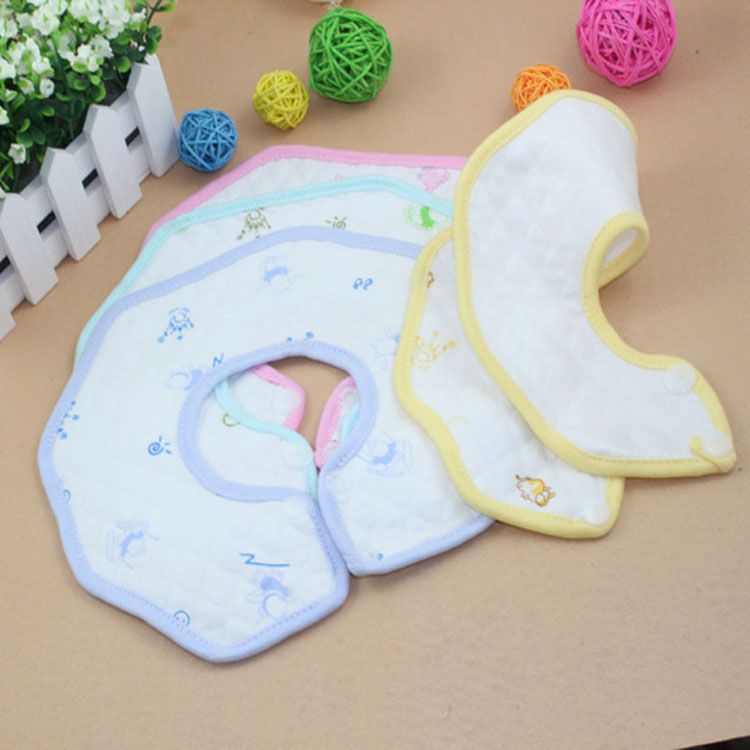 Foreign trade baby pure cotton saliva wipes, round octagonal bibs, bibs and baby products Application Scenario