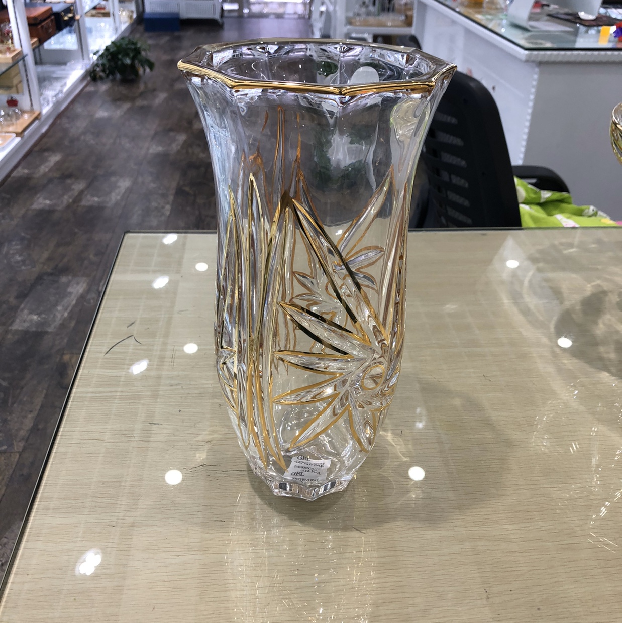 水晶描金水滴花花瓶厂家直销当季新品可批发高颜值高质量