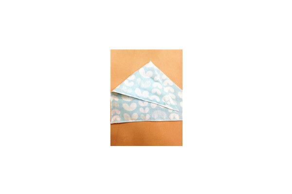 Ruiying Fabric Baby Products: Baby Gauze triangular towels, Children's bibs, Saliva wipes Application Scenario