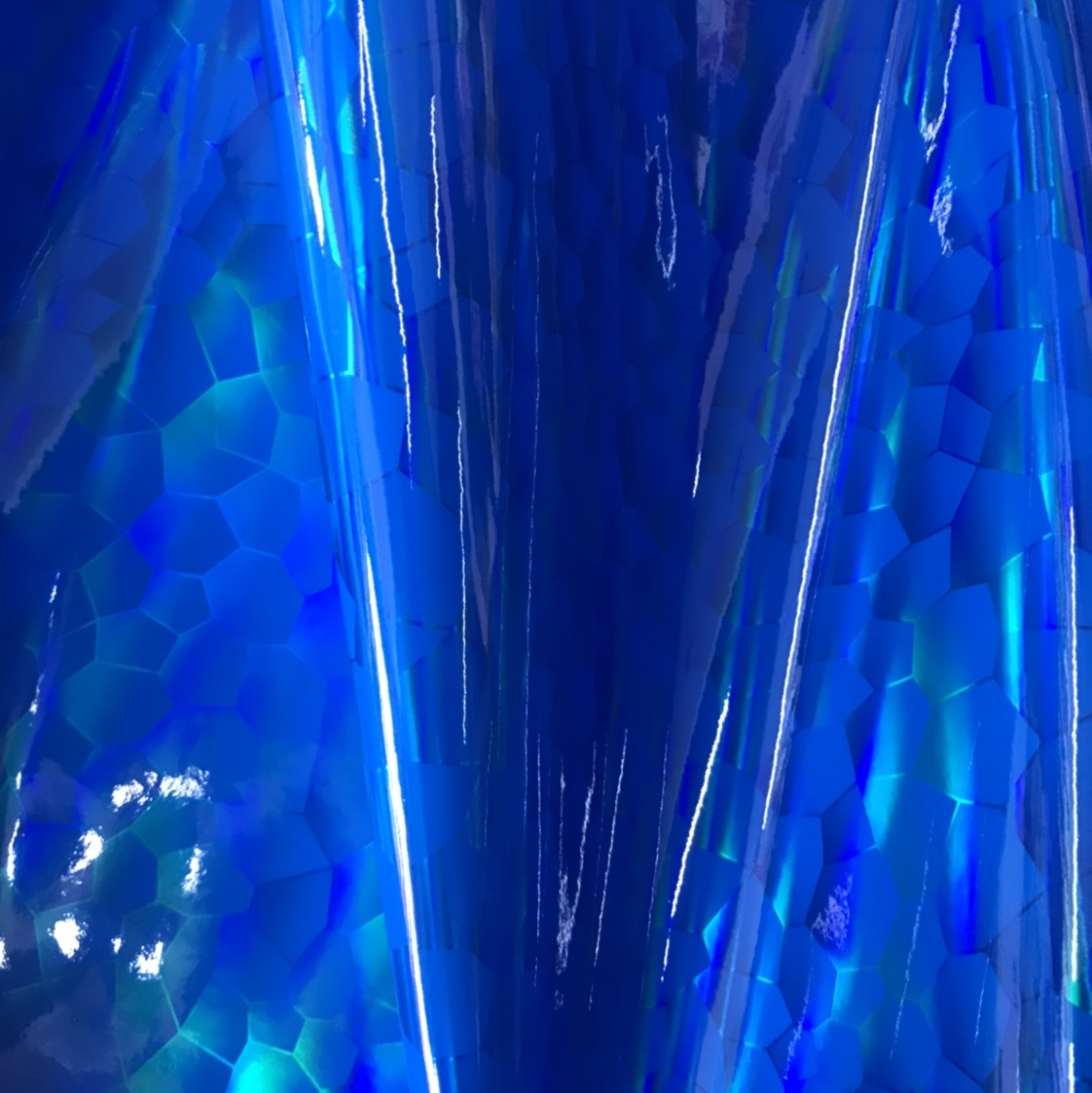 幻彩水立方，PU镜面亮皮七彩镭射 化妆包 工艺品。箱包皮带等详情图9