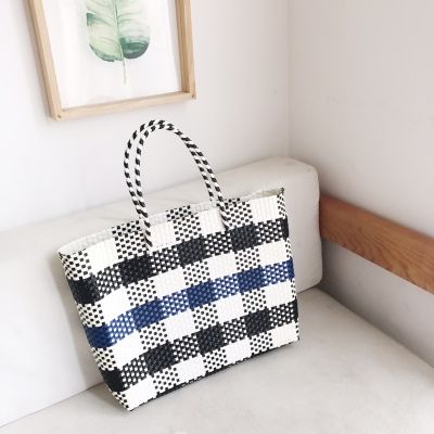 Woven Hand Basket Shopping Basket Supermarket Shopping Basket Picking Basket Treasure Mother Bag Application Scenario